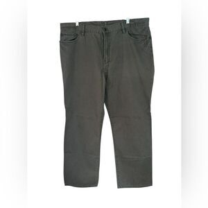 Timberland Men’s Olive Green Relaxed Soft Denim Jeans. Size 40x32.